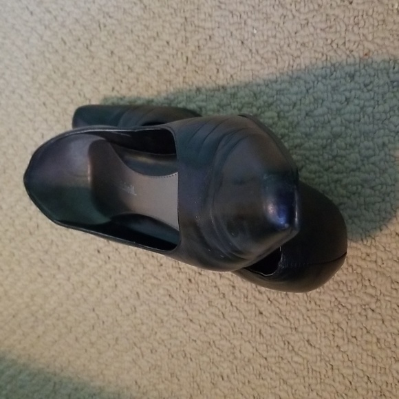 Black pumps size 9 by Pierre Michel - Picture 5 of 8